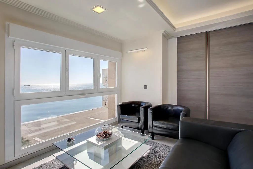 Royal Executive Suite Malaga Apartment