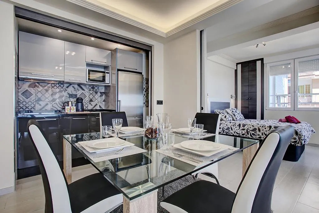 Apartment Royal Executive Suite Malaga