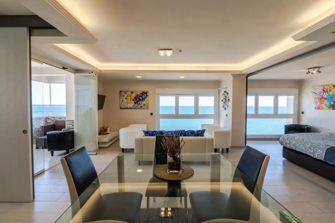 Royal Executive Suite location